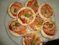 /album/galeria-de-fotos-salgados-de-forno/mini-pizza-2-jpg/